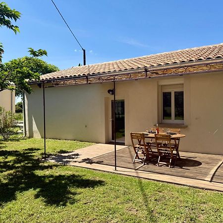 Maisonnette Avec Petite Foret Valréas Εξωτερικό φωτογραφία