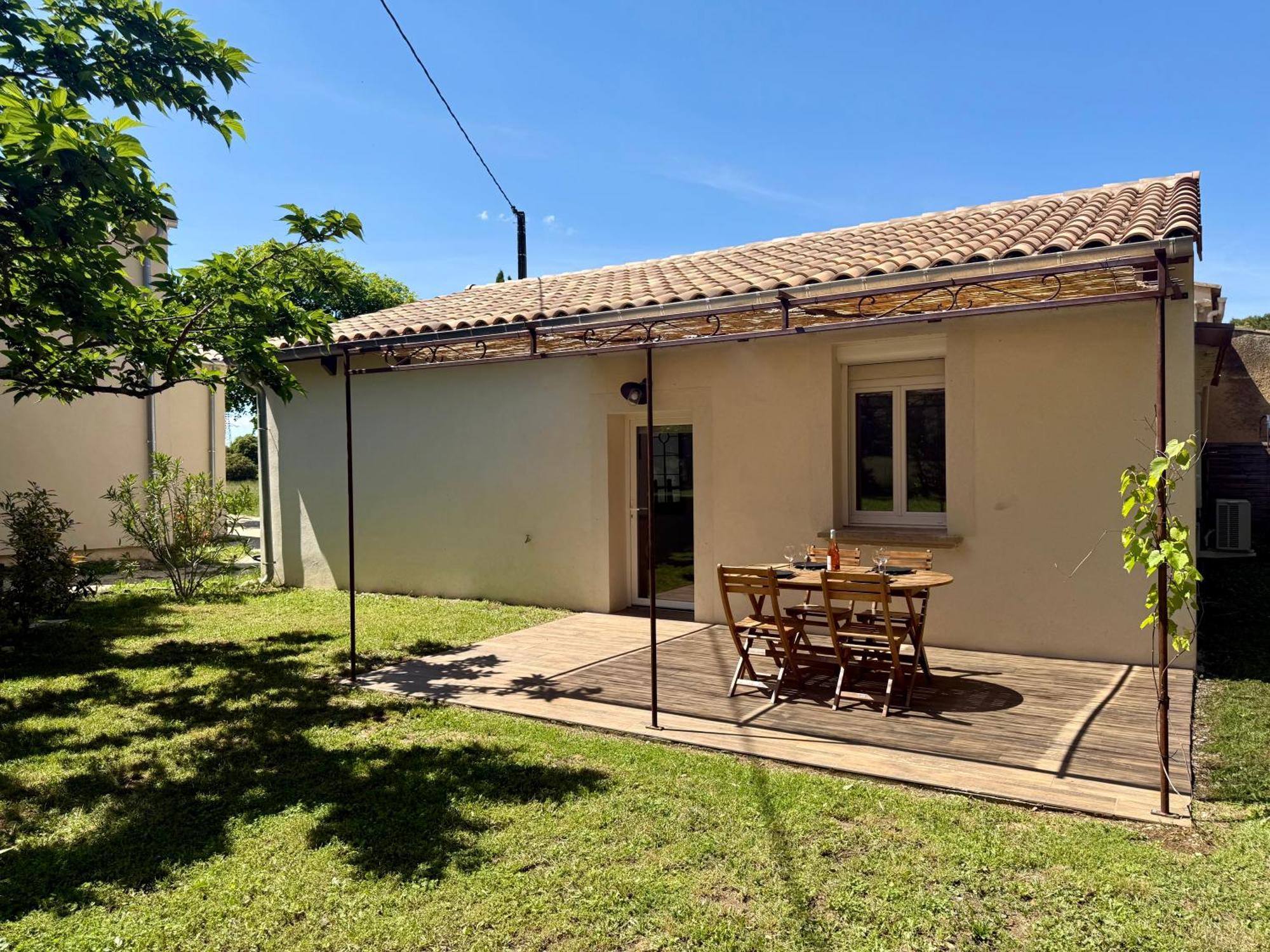 Maisonnette Avec Petite Foret Valréas Εξωτερικό φωτογραφία